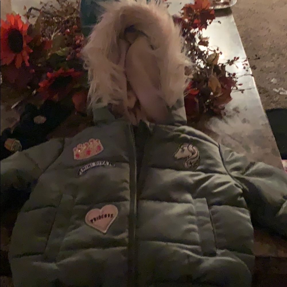 4t coat
